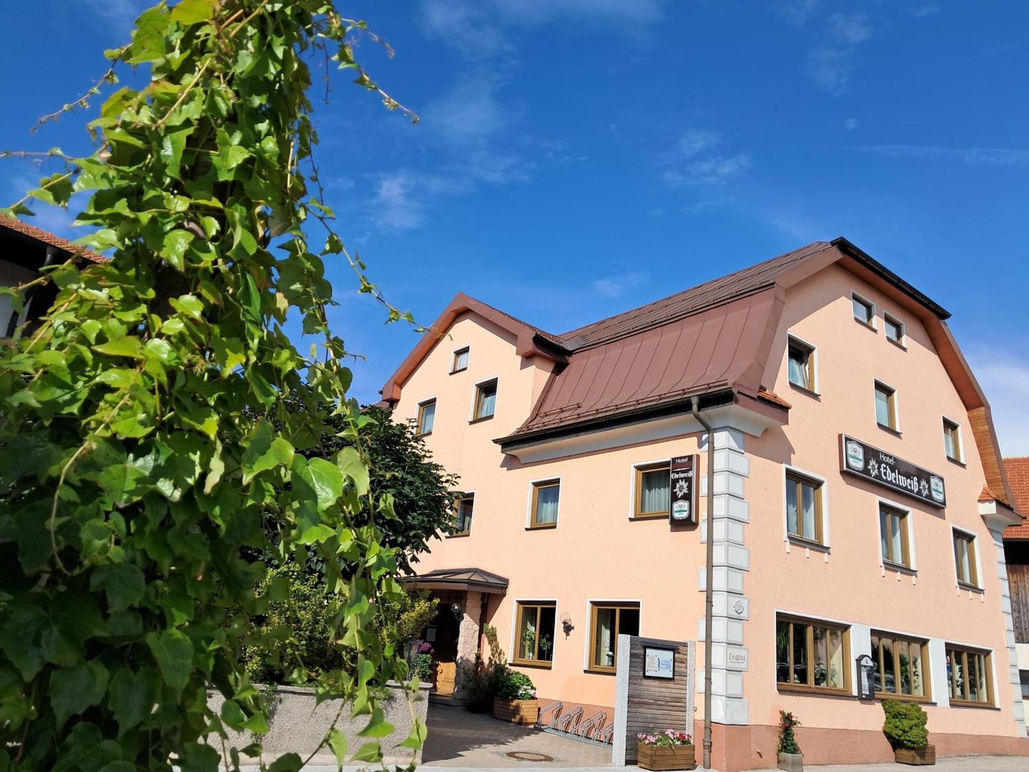 Hotel Garni Edelweiss Зигсдорф Экстерьер фото